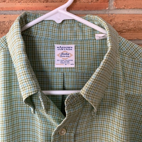 Men’s vintage button down long sleeve shirt. - Picture 2 of 4